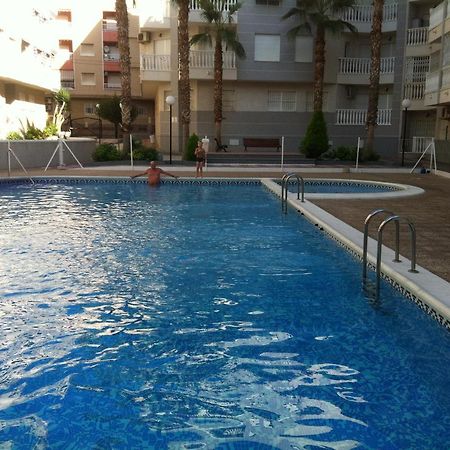 Exceptionnel Appartement En Espagne Torrevieja Bagian luar foto